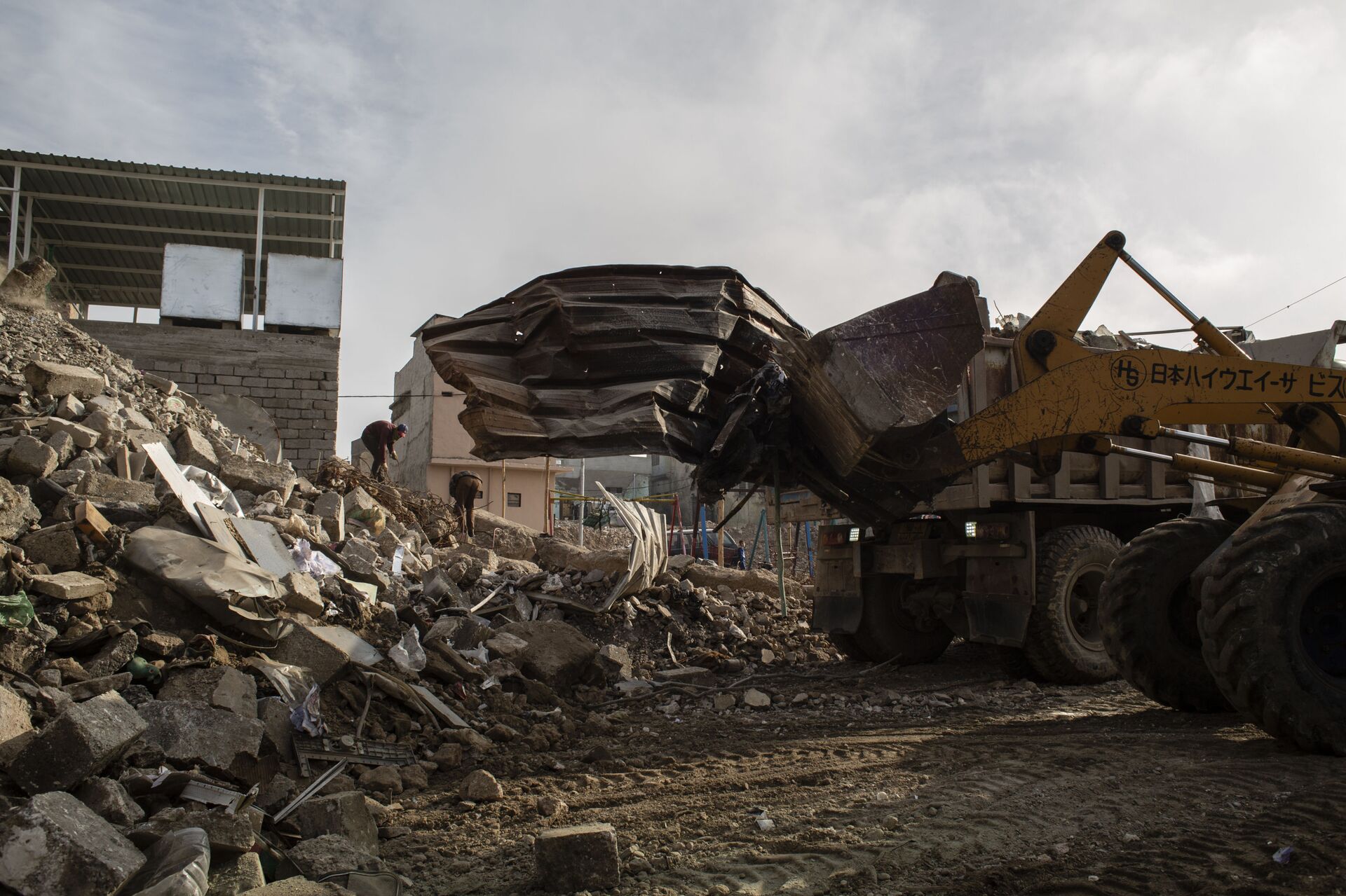 ترميم المنازل من دمار الحرب التي تسببها داعش في الموصل العراق - سبوتنيك عربي, 1920, 23.11.2021