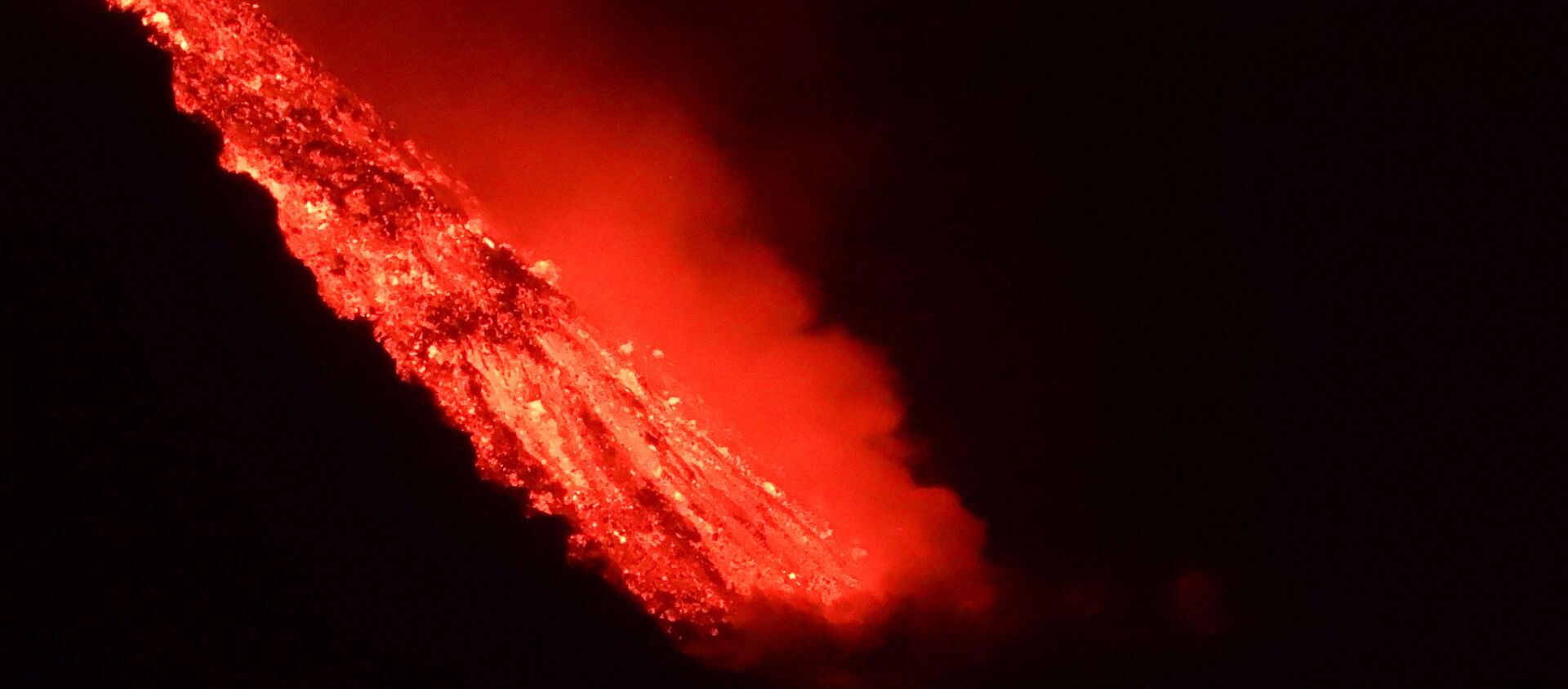  ثوران بركان في جزيرة الكناري لا بالما في إسبانيا، 28 سبتمبر 2021 - سبوتنيك عربي, 1920, 12.10.2021