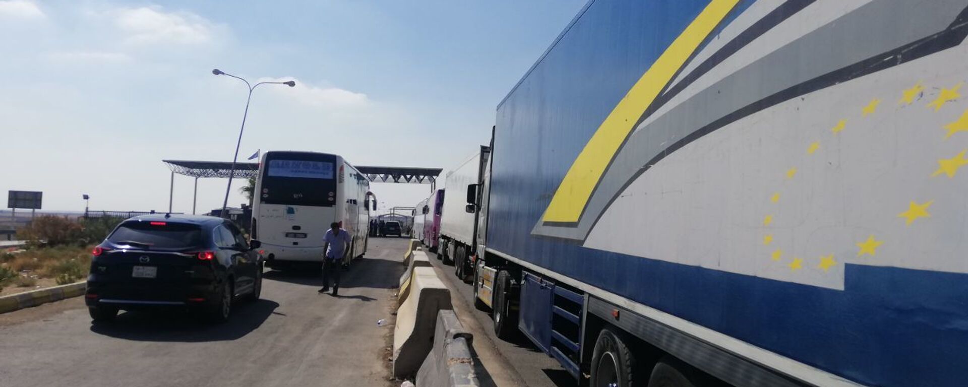 استئناف العمل رسميا في معبر نصيب - جابر السوري الأردني - سبوتنيك عربي, 1920, 25.05.2025