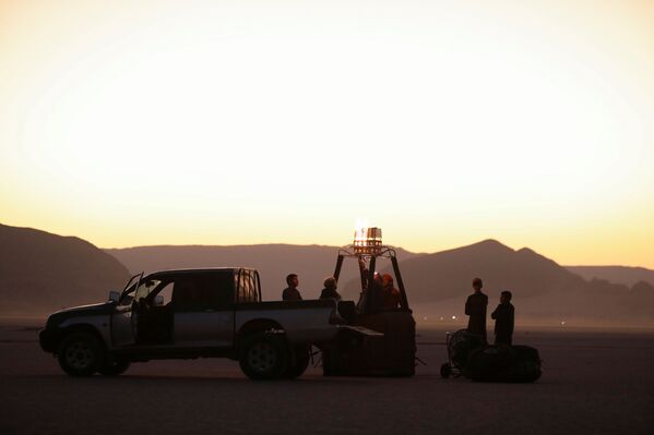 مهرجان منطاد الهواء الساخن في صحراء وادي رم، الأردن، 1 أكتوبر 2021. - سبوتنيك عربي