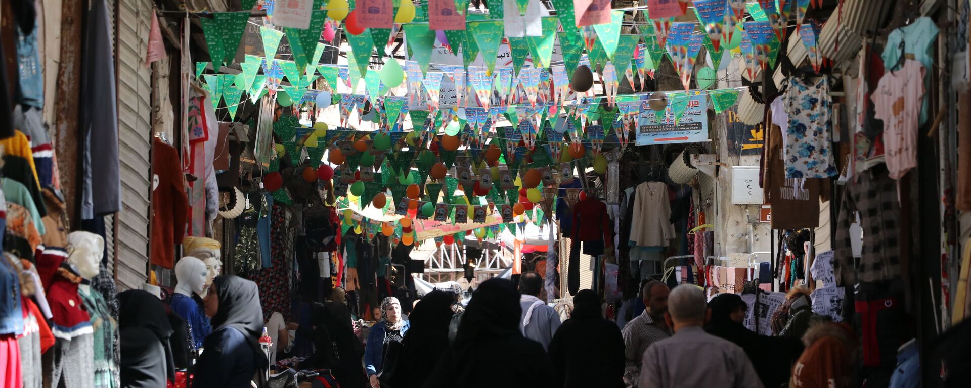 مدينة حلب تتزين احتفالاً بذكرى المولد النبوي، سوريا 18 أكتوبر 2021 - سبوتنيك عربي, 1920, 18.10.2021