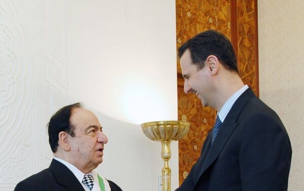 الرئيس السوري بشار الأسد والفنان صباح فخري - سبوتنيك عربي