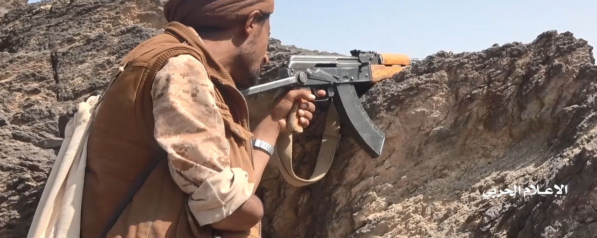 مقاتلو أنصار الله، الحوثيون، على خط المواجهة في محافظة مأرب اليمنية، 2 نوفمبر 2021. - سبوتنيك عربي, 1920, 02.04.2022
