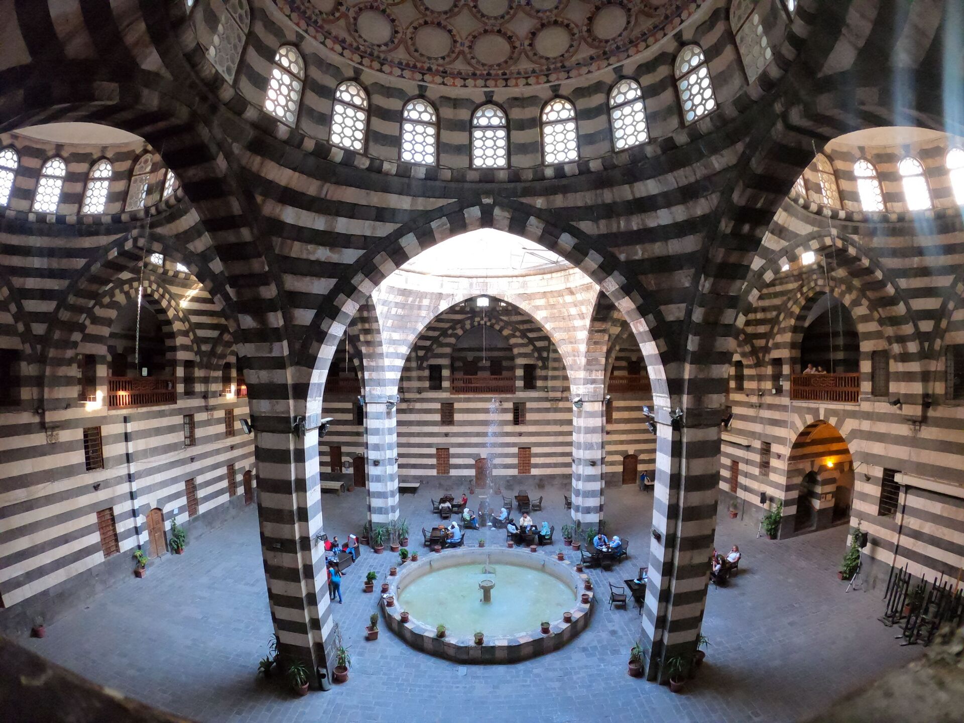 بيوت دمشق القديمة تصيخ السمع لأنغام الـ (هاند بان) - سبوتنيك عربي, 1920, 23.11.2021