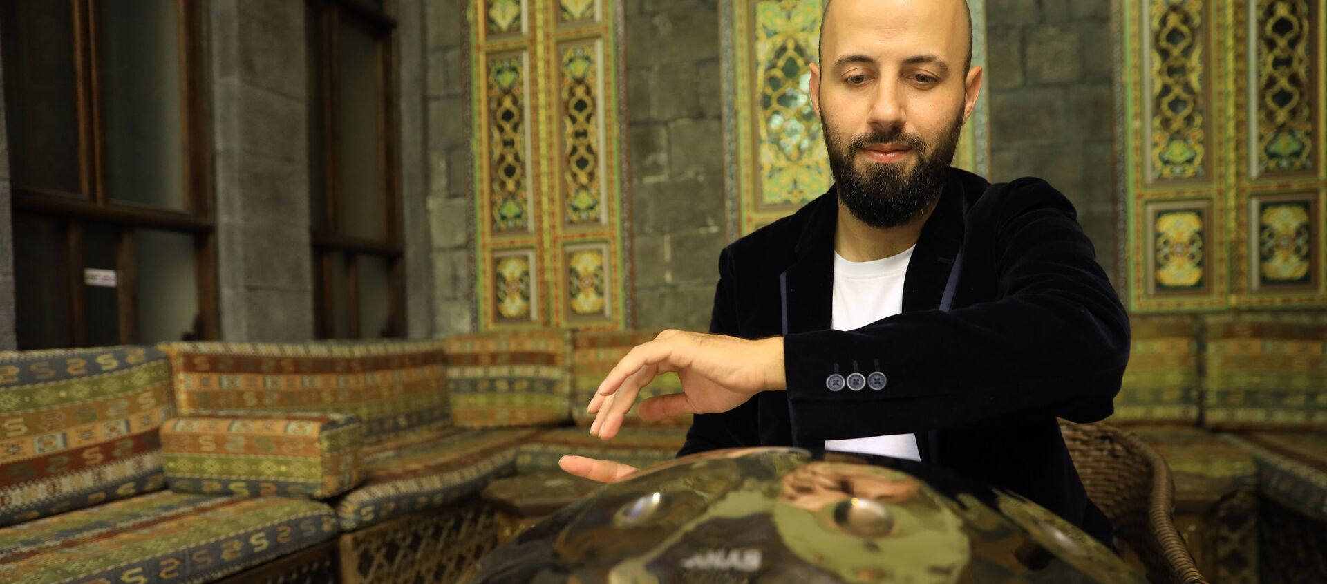 بيوت دمشق القديمة تصيخ السمع لأنغام الـ (هاند بان) - سبوتنيك عربي, 1920, 05.11.2021