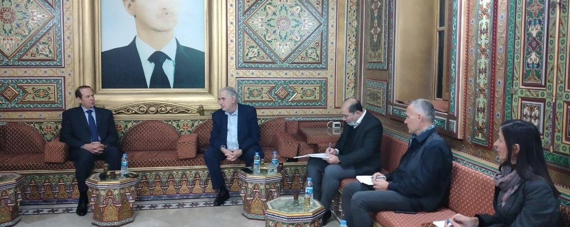 جنوب أفريقيا تستعيد 16 امرأة وطفل من عوائل داعش شرقي سوريا - سبوتنيك عربي, 1920, 28.11.2021