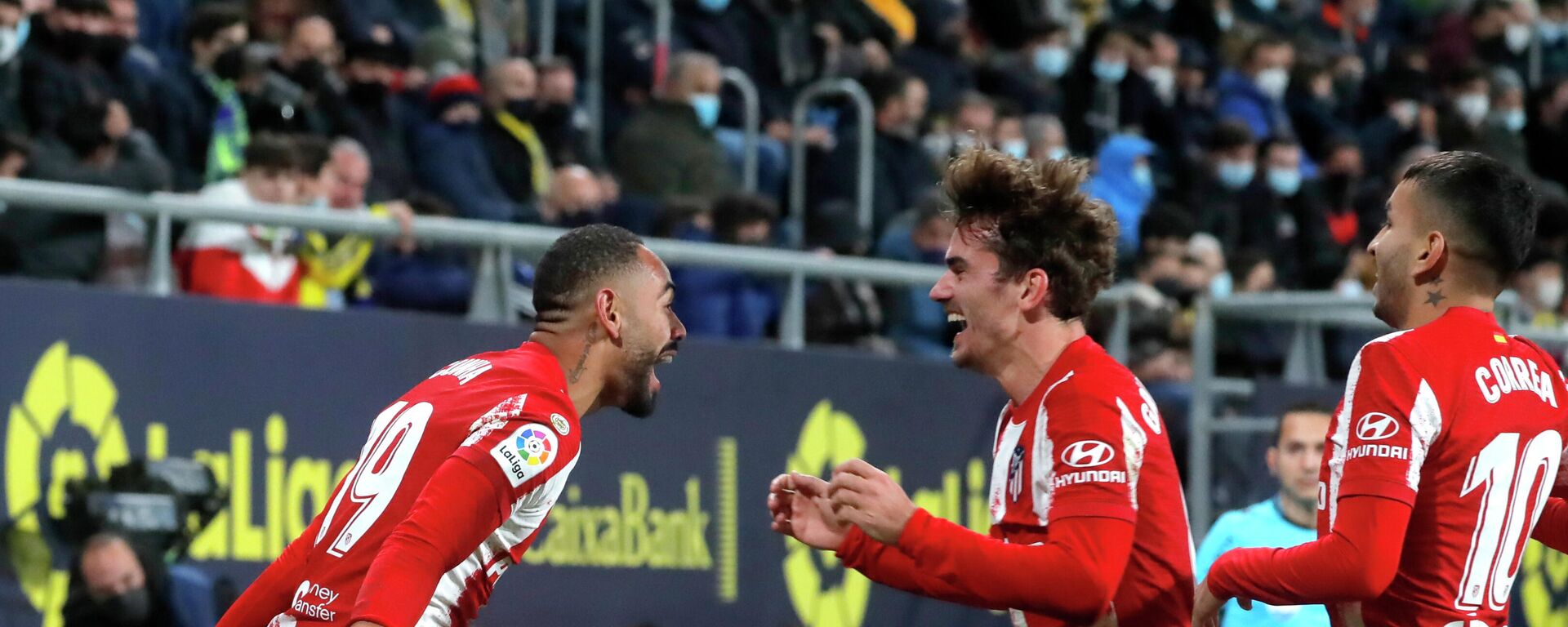 أتليتيكو يسحق قادش برباعية ويصعد لوصافة الدوري الإسباني - سبوتنيك عربي, 1920, 28.11.2021