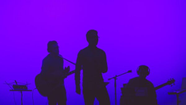 فنانو رجال يغنون - سبوتنيك عربي