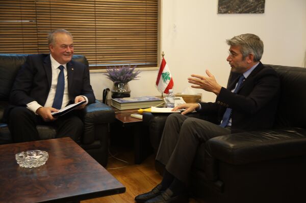  وفد روسي يعرض على لبنان إنشاء مصفاة للنفط بملياري دولار - سبوتنيك عربي