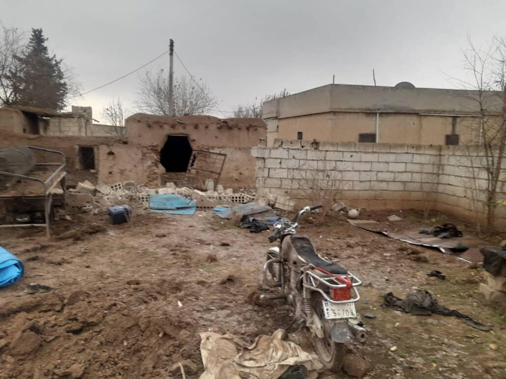 نزوح المدنيين من ساحات المعارك الدائرة بين التنظيمات الكرديةوالتركمانية شرقي سوريا
 - سبوتنيك عربي, 1920, 23.12.2021