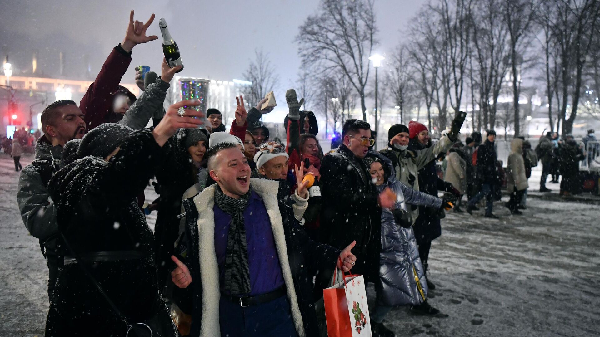 احتفالات الروس في موسكو برأس السنة 2022 احتفالات الروس في موسكو برأس السنة 2022 - سبوتنيك عربي, 1920, 01.01.2022