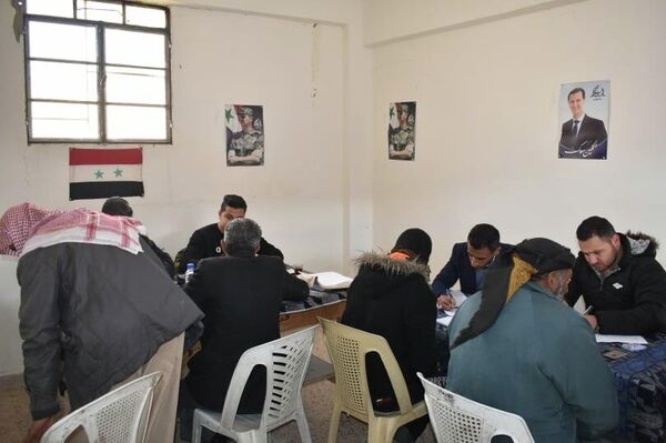 25 ألفا يسلمون أنفسهم للجيش السوري بينهم مئات المسلحين الموالين للجيش الأمريكي - سبوتنيك عربي