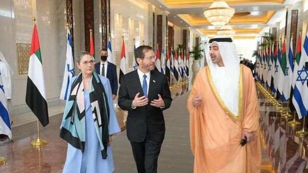 الرئيس الإسرائيلي هرتسوج يصل إلى الإمارات - سبوتنيك عربي