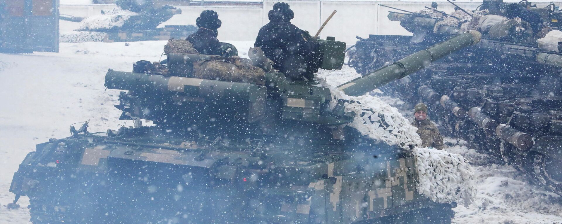 تعزيزات وتدريبات قوات الجيش الأوكراني في ضواحي خاركوف، أوكرانيا 31 يناير 2022 - سبوتنيك عربي, 1920, 14.02.2022