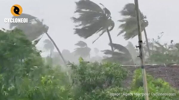 الإعصار باتسيراي يودي بحياة 10 ويخلف دمارا بجنوب شرق مدغشقر، الأحد، 6 فبراير 2022 - سبوتنيك عربي