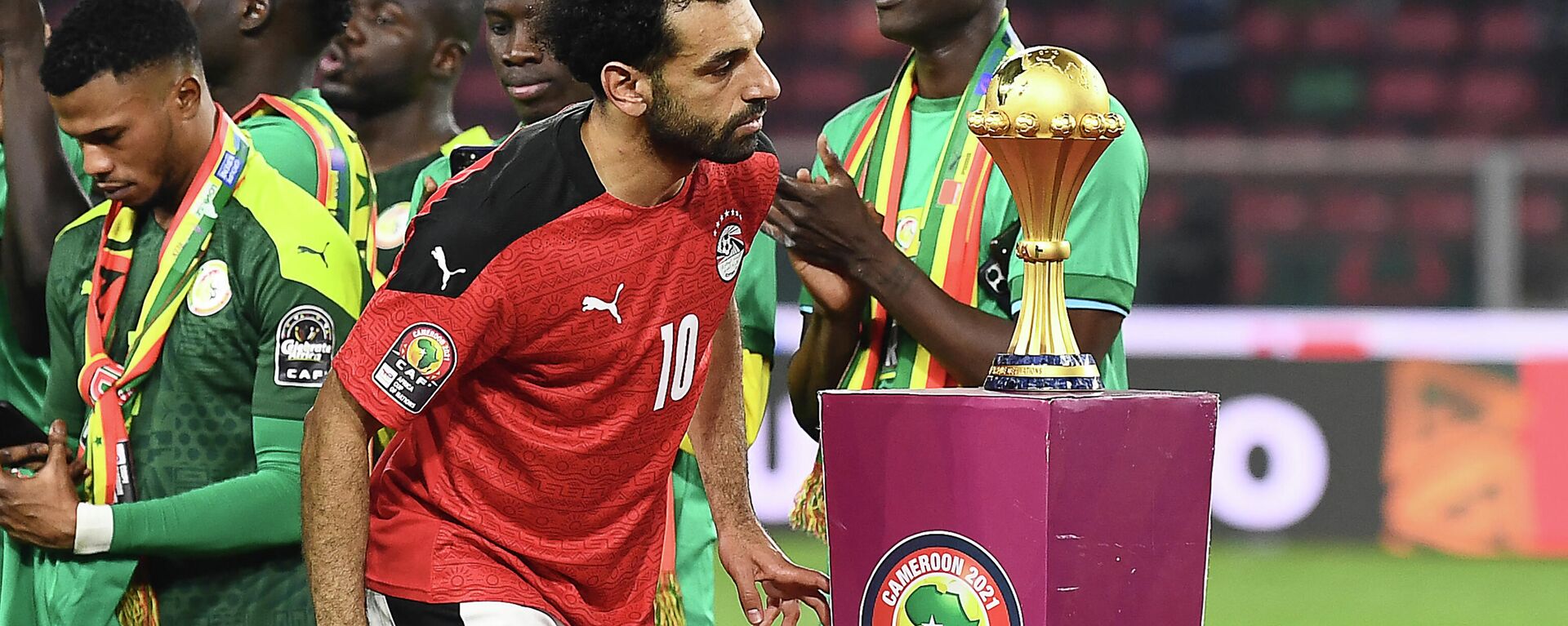 تتويج محمد صلاح رفقة المنتخب المصري بميدالية المركز الثاني بأمم أفريقيا - سبوتنيك عربي, 1920, 26.06.2022