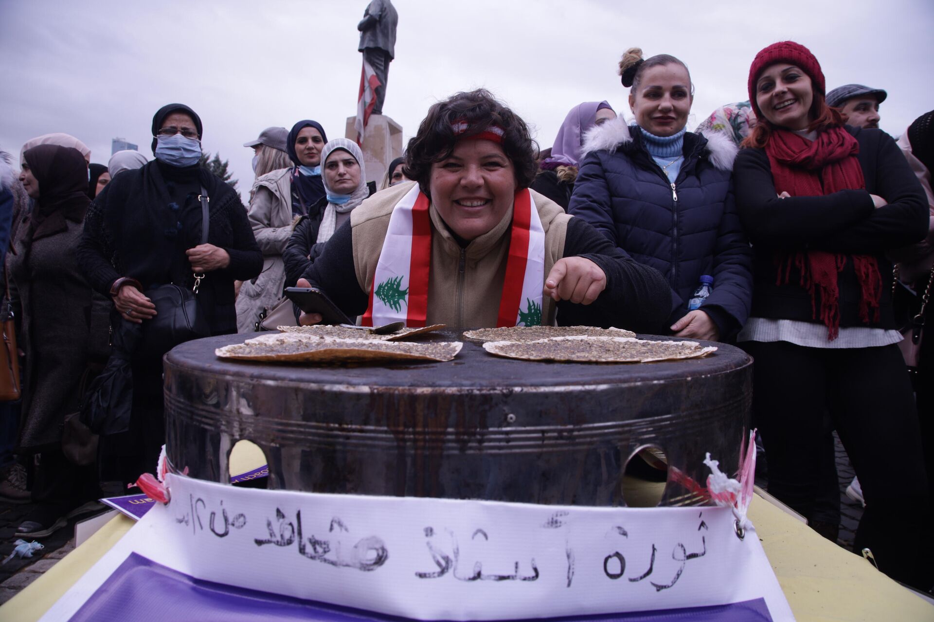 الأساتذة المتعاقدون في التعليم الرسمي اللبناني في الشارع نريد حقوقنا - سبوتنيك عربي, 1920, 07.02.2022