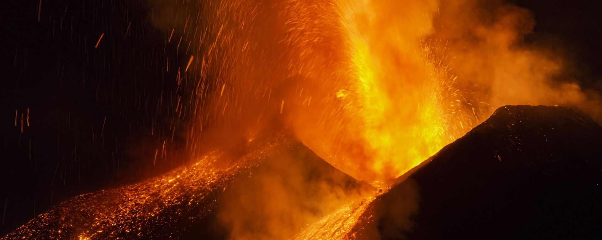 ثوران بركان إتنا من جديد، إيطاليا 10 فبراير 2022
 - سبوتنيك عربي, 1920, 05.06.2022