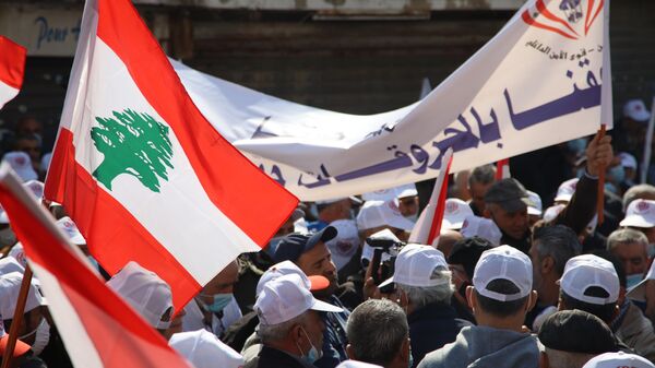 تظاهرة مركزية لمتقاعدي قوى الأمن الداخلي اللبناني فرضتم علينا معركة ونحن لها، في بيروت - سبوتنيك عربي