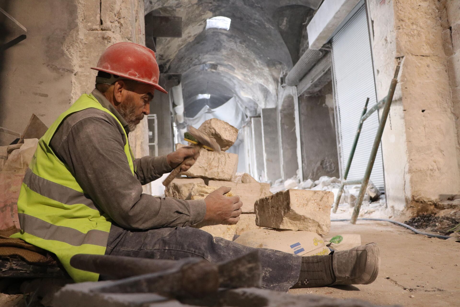 حلب تستعيد شرايينها.. سوق الحبال ينهض للحياة من جديد
 - سبوتنيك عربي, 1920, 19.02.2022