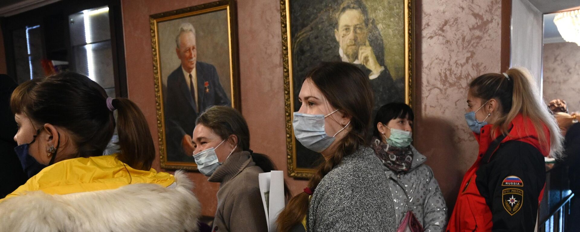 وصول لاجئين من دونباس إلى روسيا  - سبوتنيك عربي, 1920, 20.02.2022