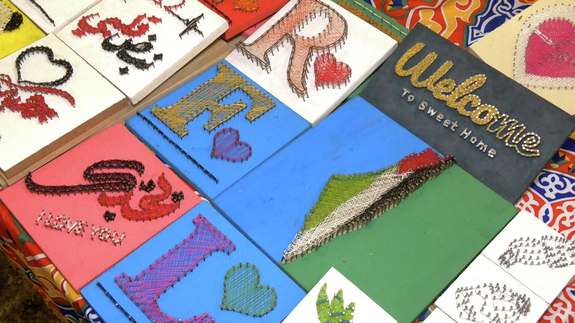 نعيم معروف، فلسطيني يشكل لوحات فنية منوعة بالمسمار والخيط، في مدينة غزة، فلسطين نعيم معروف، فلسطيني يشكل لوحات فنية منوعة بالمسمار والخيط، في مدينة غزة، فلسطين - سبوتنيك عربي, 1920, 23.02.2022