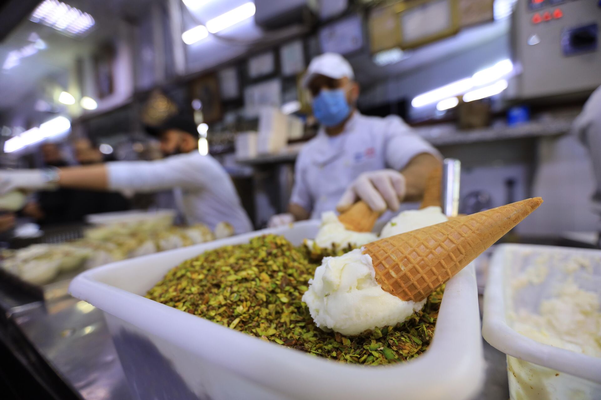 بكداش أقدم متجر للبوظة العربية في العالم بكداش أقدم متجر للبوظة العربية في العالم - سبوتنيك عربي, 1920, 04.03.2022