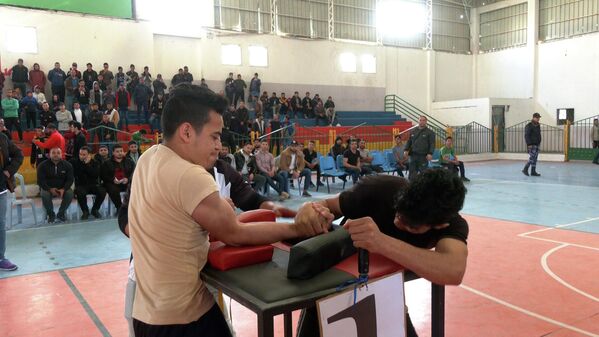 رياضة  مصارعة الذراعين  تجد مكانها في قطاع غزة  - سبوتنيك عربي