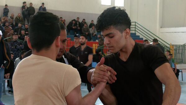 رياضة  مصارعة الذراعين  تجد مكانها في قطاع غزة  - سبوتنيك عربي