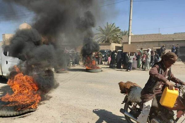 مظاهرات في ريف دير الزور بسوريا تنديدا بممارسات الجيش الأمريكي وتنظيم قسد - سبوتنيك عربي