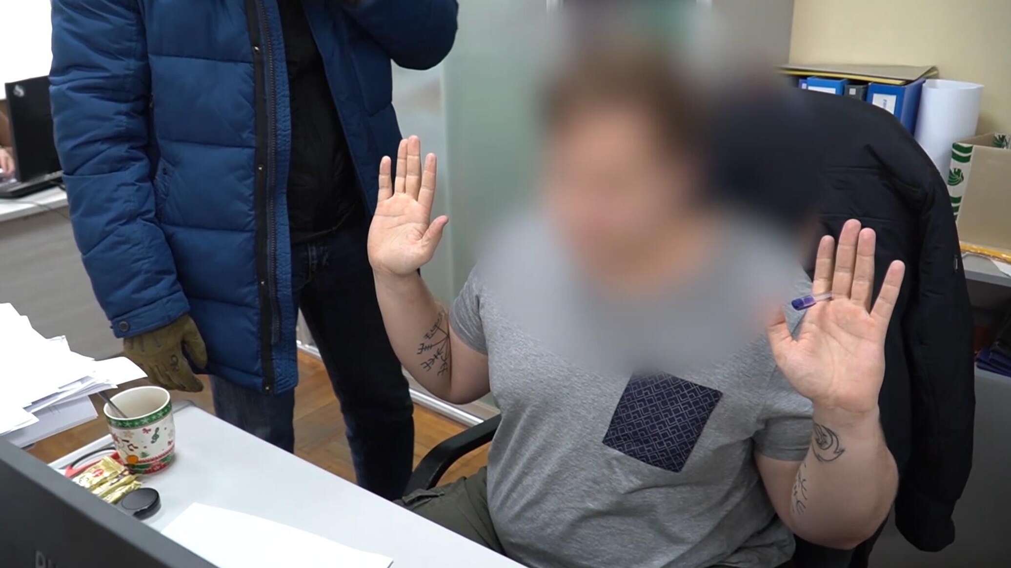 الأمن الروسي يقضي على نشاط إجرامي لمجموعة سعت لتهريب 2000 أجنبي إلى أوروبا عبر روسيا