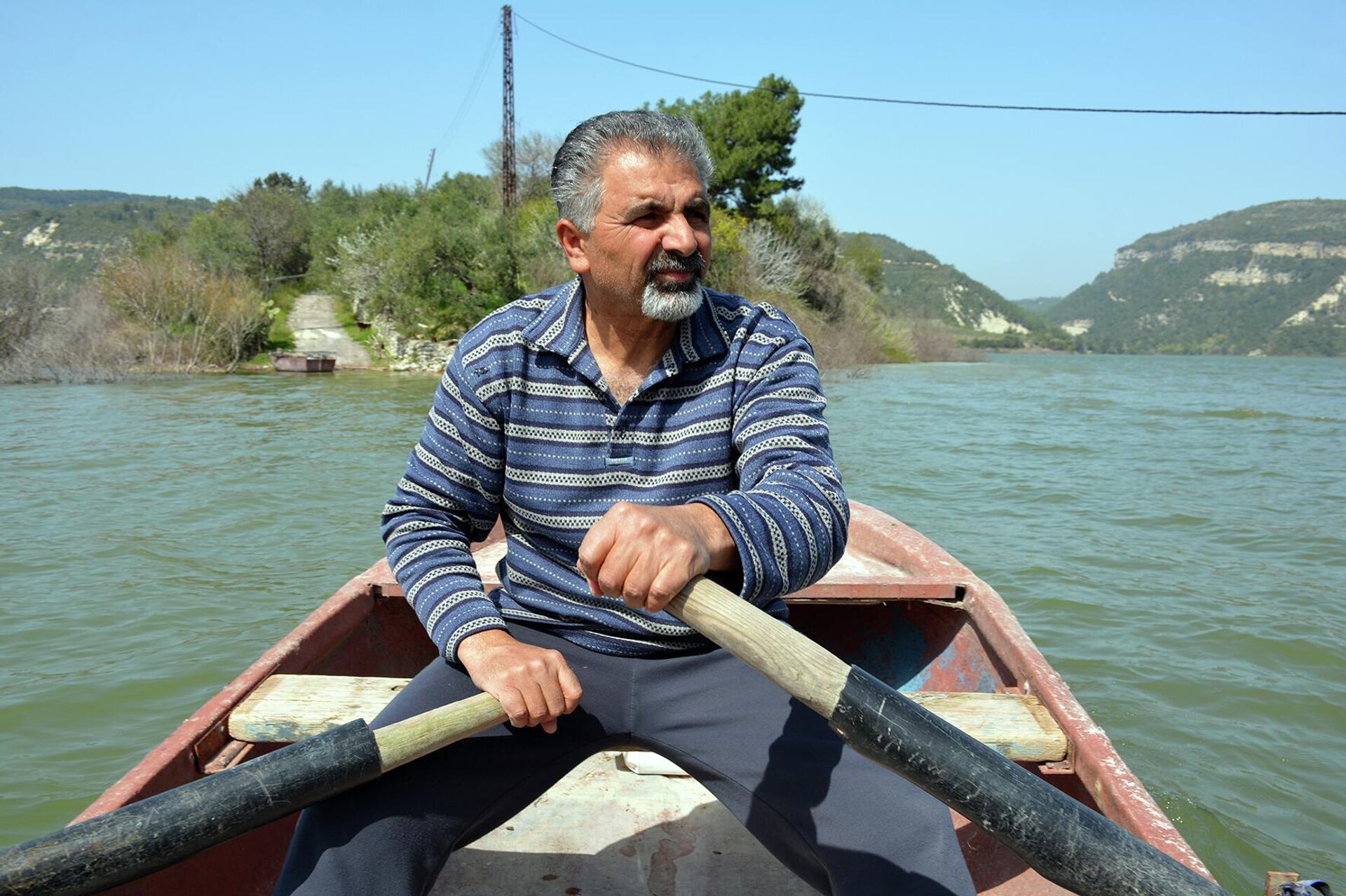 تحاكي بلاد العجائب.. أًصغر جزيرة في الشرق الأوسط تقطنها 7 عائلات سورية - سبوتنيك عربي, 1920, 11.04.2022