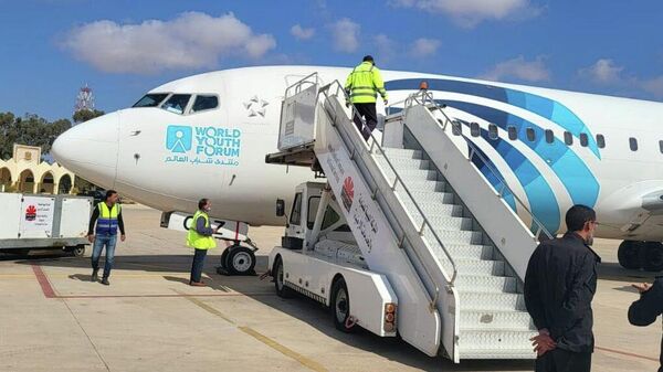 مصر للطيران تطلق أولى رحلاتها من القاهرة إلى بنغازي شرقي ليبيا - سبوتنيك عربي
