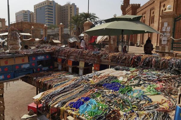 السبحة في السودان .. أثمن المقتنيات تزداد بريقا في رمضان - سبوتنيك عربي