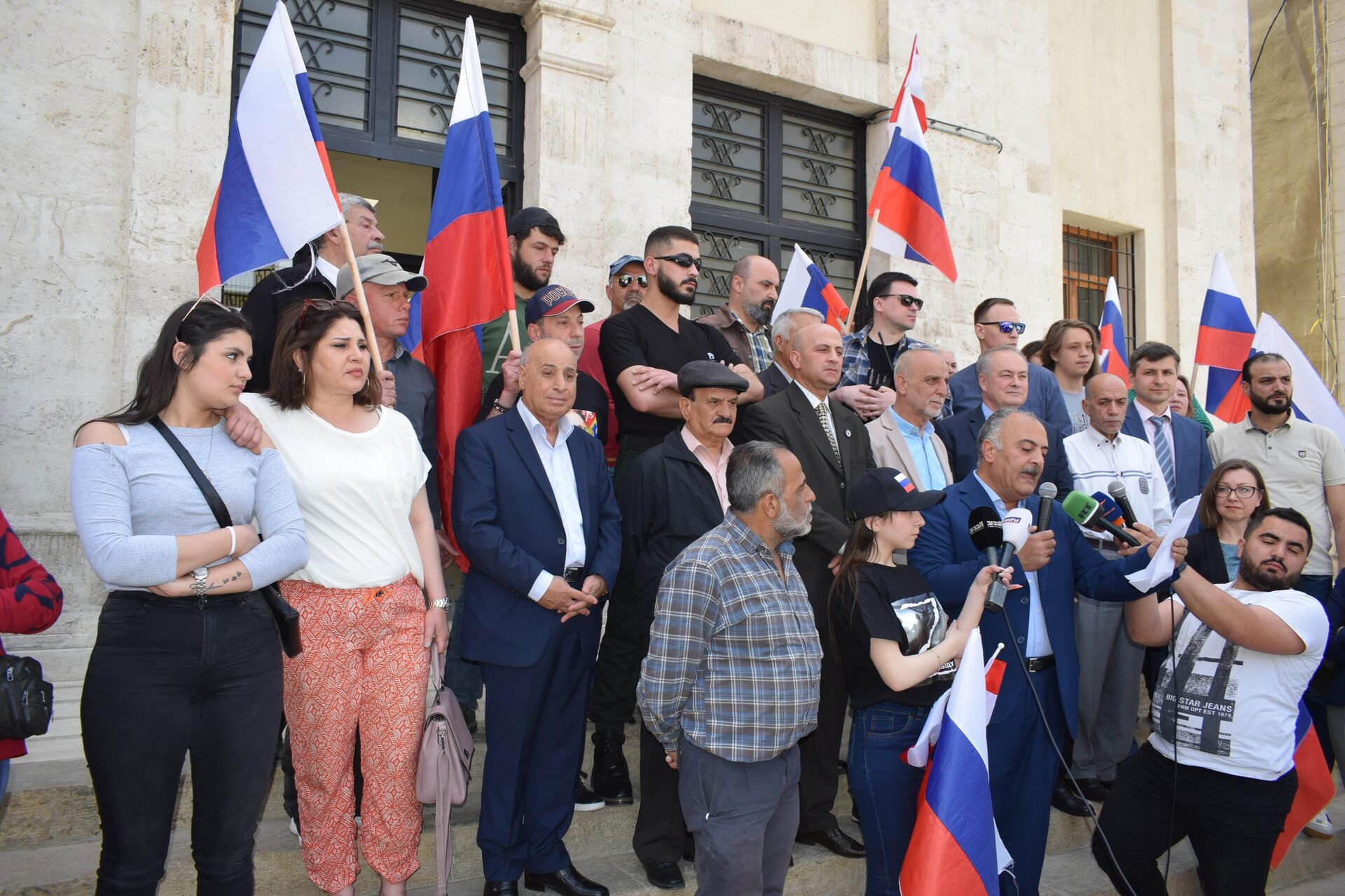 مسيرة حاشدة داعمة لدولة روسيا الاتحادية في بعلبك، لبنان - سبوتنيك عربي, 1920, 27.04.2022