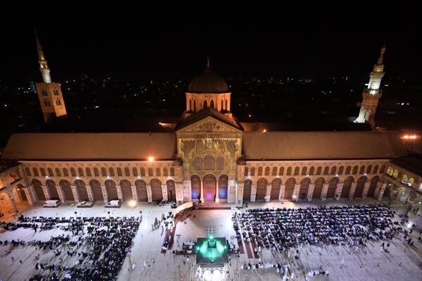 إحياء ليلة القدر في الجامع الأموي في دمشق، سوريا - سبوتنيك عربي