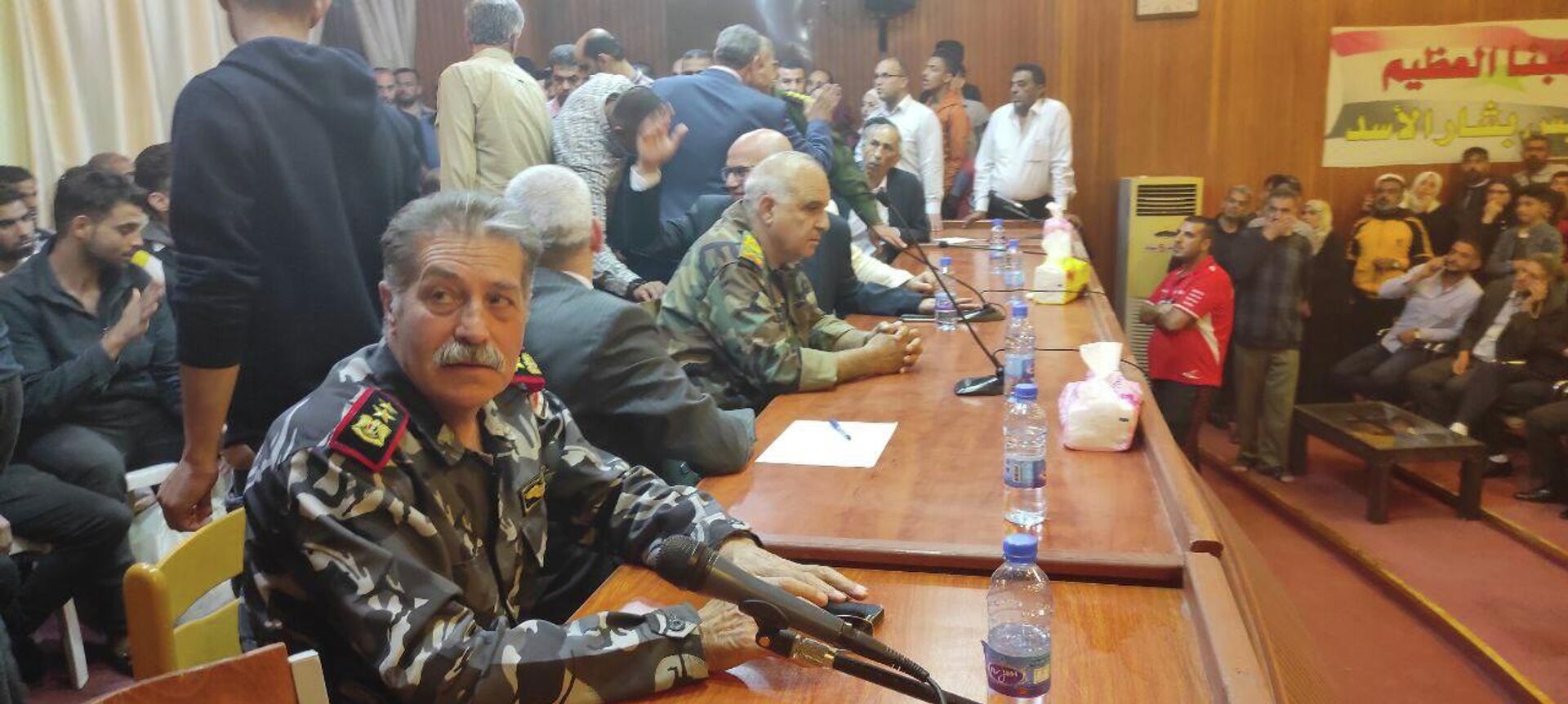 الإفراج عن عشرات الموقوفين بدرعا تنفيذا لمرسوم العفو الرئاسي عن جرائم الإرهاب الإفراج عن عشرات الموقوفين بدرعا تنفيذا لمرسوم العفو الرئاسي عن جرائم الإرهاب - سبوتنيك عربي, 1920, 05.05.2022