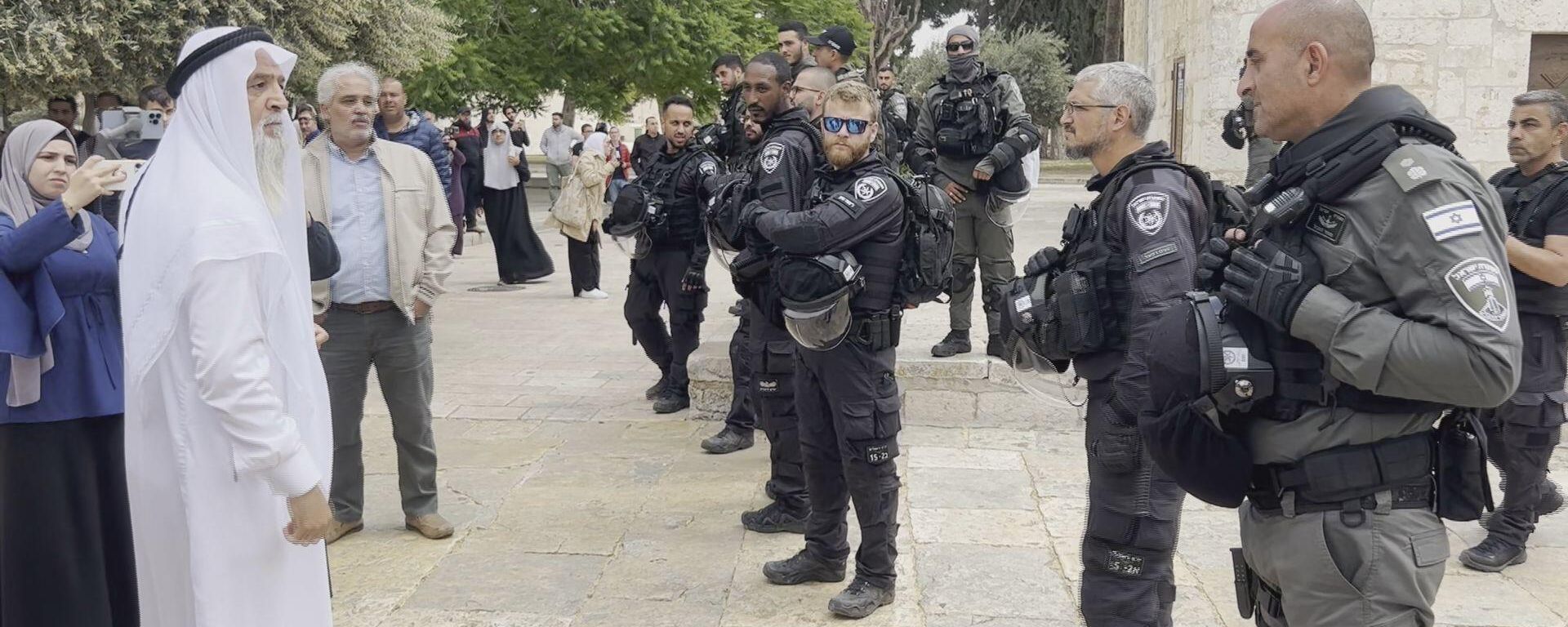 اقتحام المستوطنين اليهود باحات المسجد الاقصى واعتداء الشرطة الاسرائيلية على المصلين - سبوتنيك عربي, 1920, 27.07.2026
