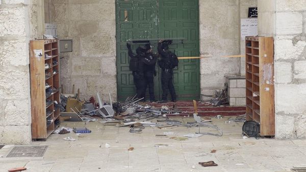 محافظة القدس لـ"سبوتنيك": أكثر من 1700 مستوطن ينتهكون حرمة الأقصى بالتزامن مع "عيد العرش"