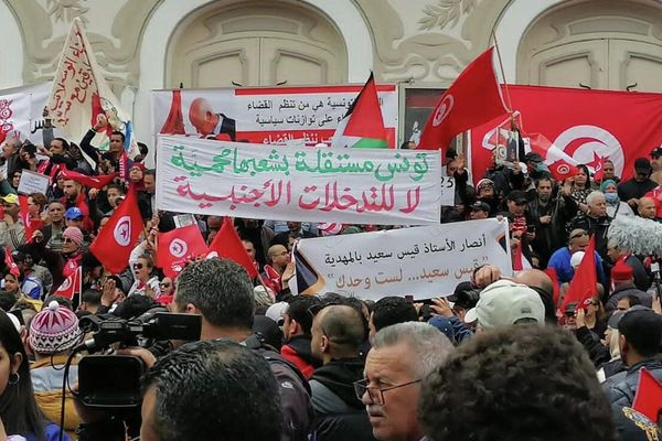 حراك داعم للرئيس التونسي قيس سعيد الأحد 8 مايو حراك داعم للرئيس التونسي قيس سعيد الأحد 8 مايو - سبوتنيك عربي