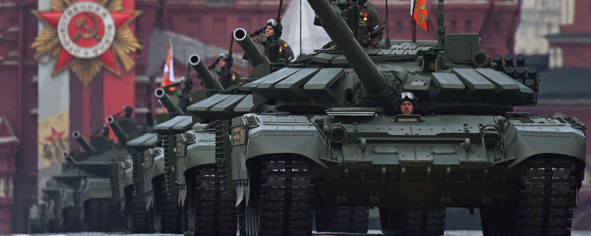 دبابات تي-72بي3إم، خلال العرض العسكري بمناسبة الذكرى الـ77 لعيد النصر في الحرب الوطنية العظمى على الساحة الحمراء في موسكو، روسيا 9 مايو 2022 - سبوتنيك عربي, 1920, 10.12.2023