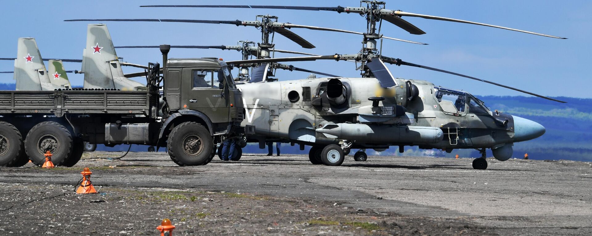أطقم المروحيات الهجومية كا-52 المشاركة في العملية العسكرية الروسية، في منطقة خاركوف،اوكرانيا - سبوتنيك عربي, 1920, 11.07.2023