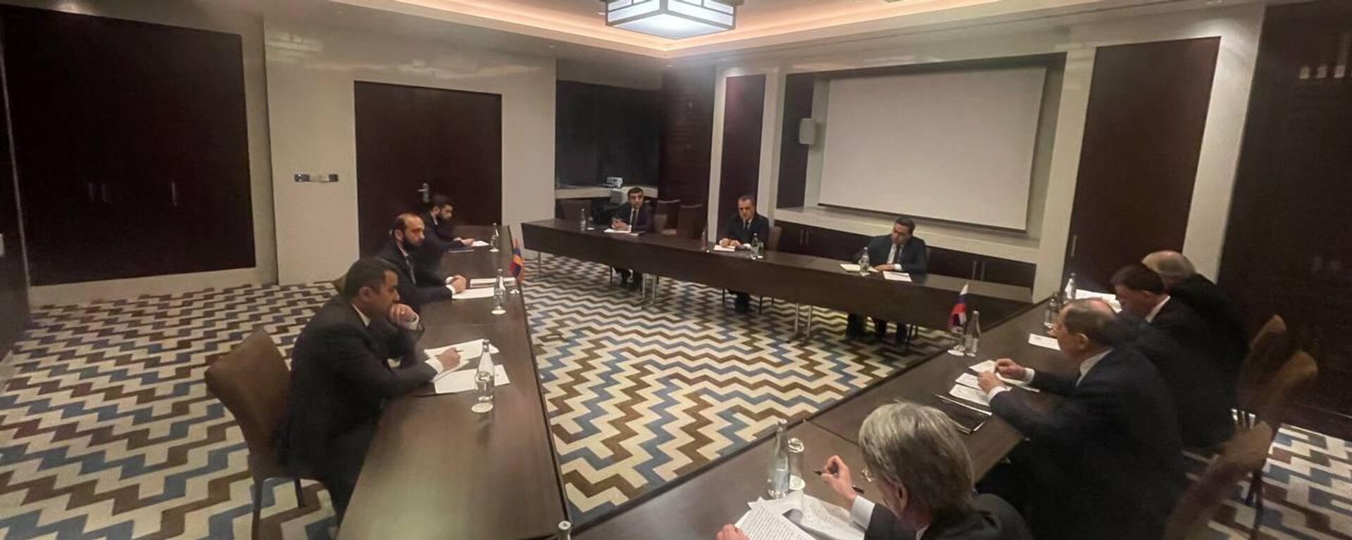 الاجتماع الثلاثي لوزراء خارجية روسيا وأذربيجان وأرمينيا في دوشانبي - سبوتنيك عربي, 1920, 12.05.2022