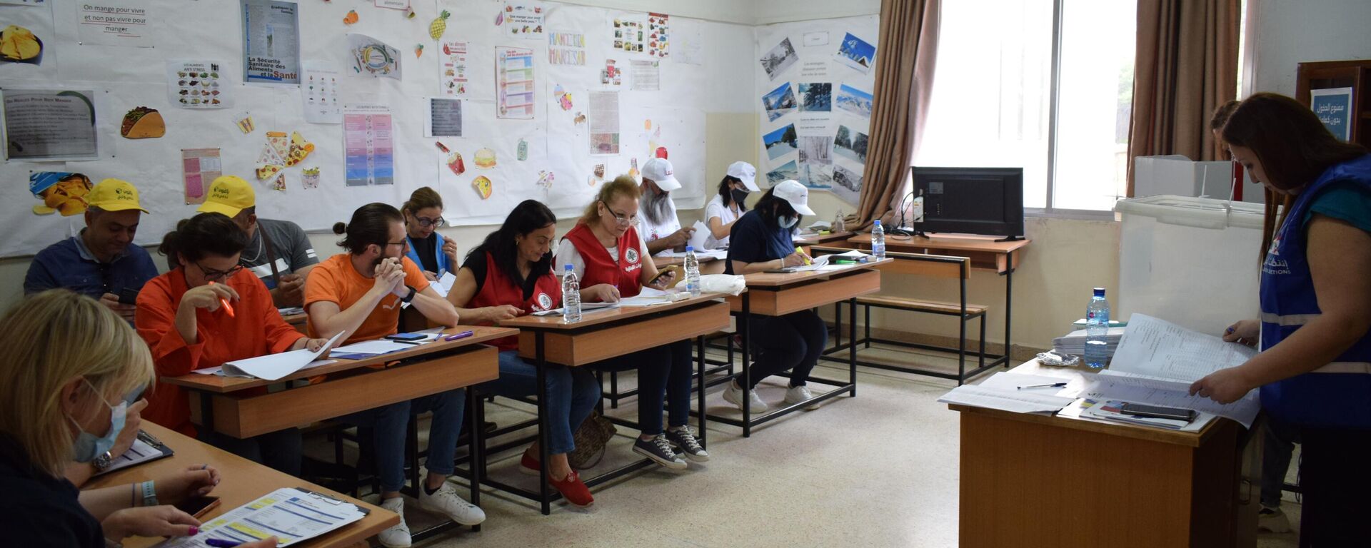 انطلاق عملية التصويت في الانتخابات البرلمانية اللبنانية - سبوتنيك عربي, 1920, 18.04.2023