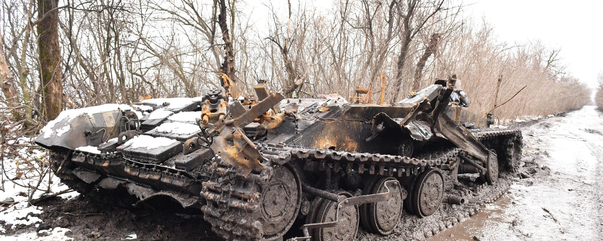 دبابة أوكرانية مدمرة - سبوتنيك عربي, 1920, 17.12.2023