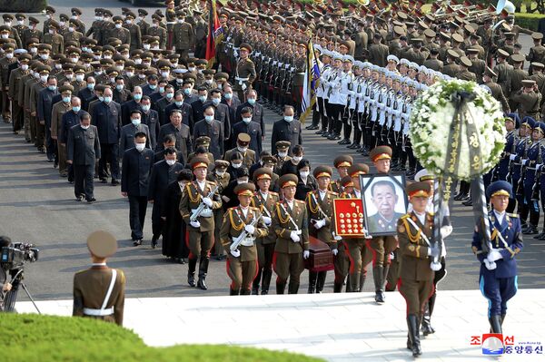 كيم جونغ أون يحضر جنازة هيون تشول هاي - سبوتنيك عربي