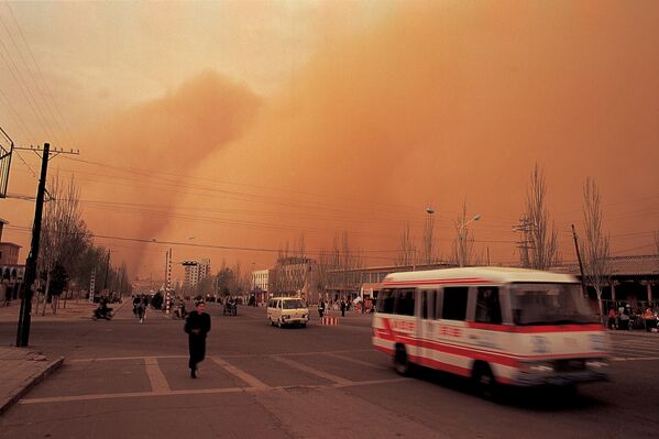 العاصفة الترابية تصل إلى الصين، 24 مايو عام 2022 - سبوتنيك عربي