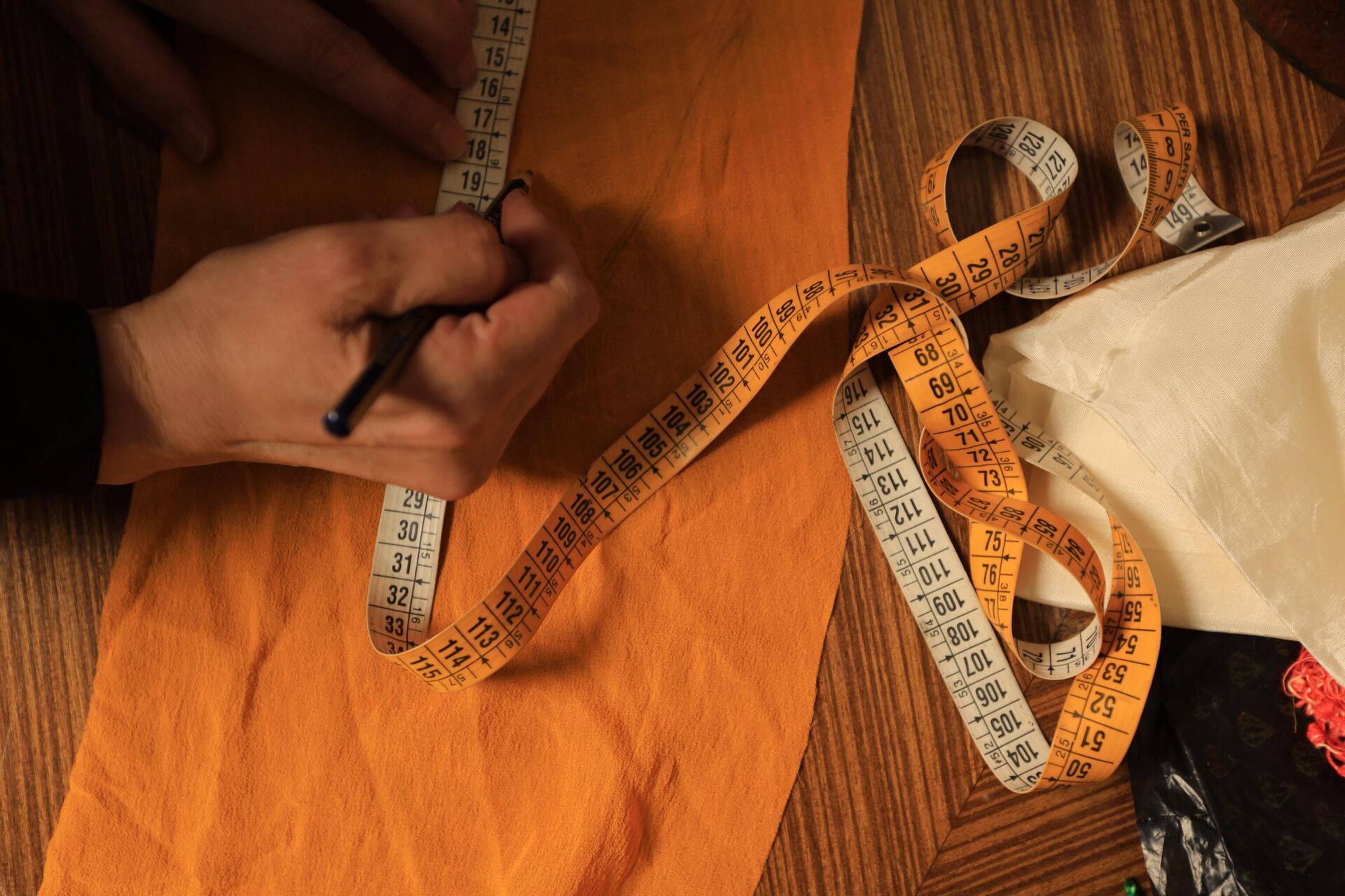 شمسة بلال آخر الأميرات.. ثمانينية سورية غازلت صر الحرير لـ 60 عاما
 - سبوتنيك عربي, 1920, 29.05.2022