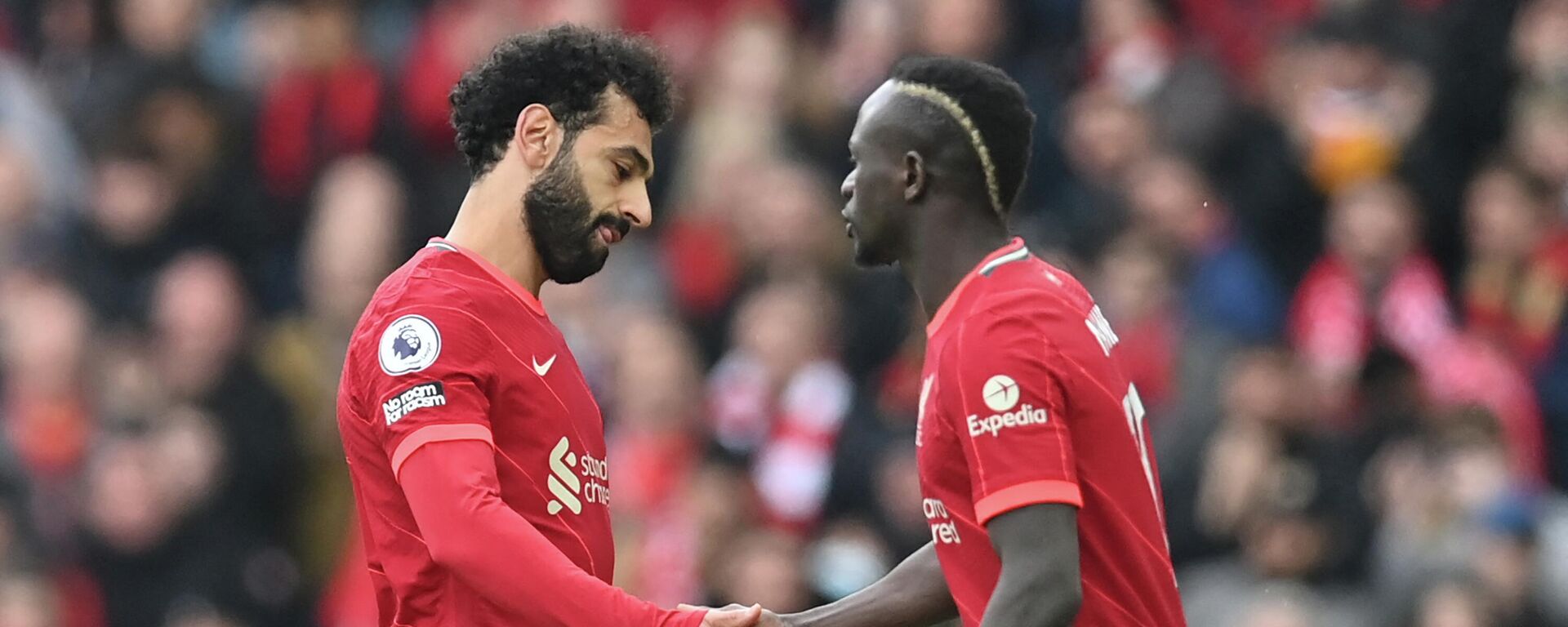 السنغالي ساديو ماني، والمصري محمد صلاح أثناء مباراة ليفربول في الدوري الإنجليزي - سبوتنيك عربي, 1920, 01.06.2022