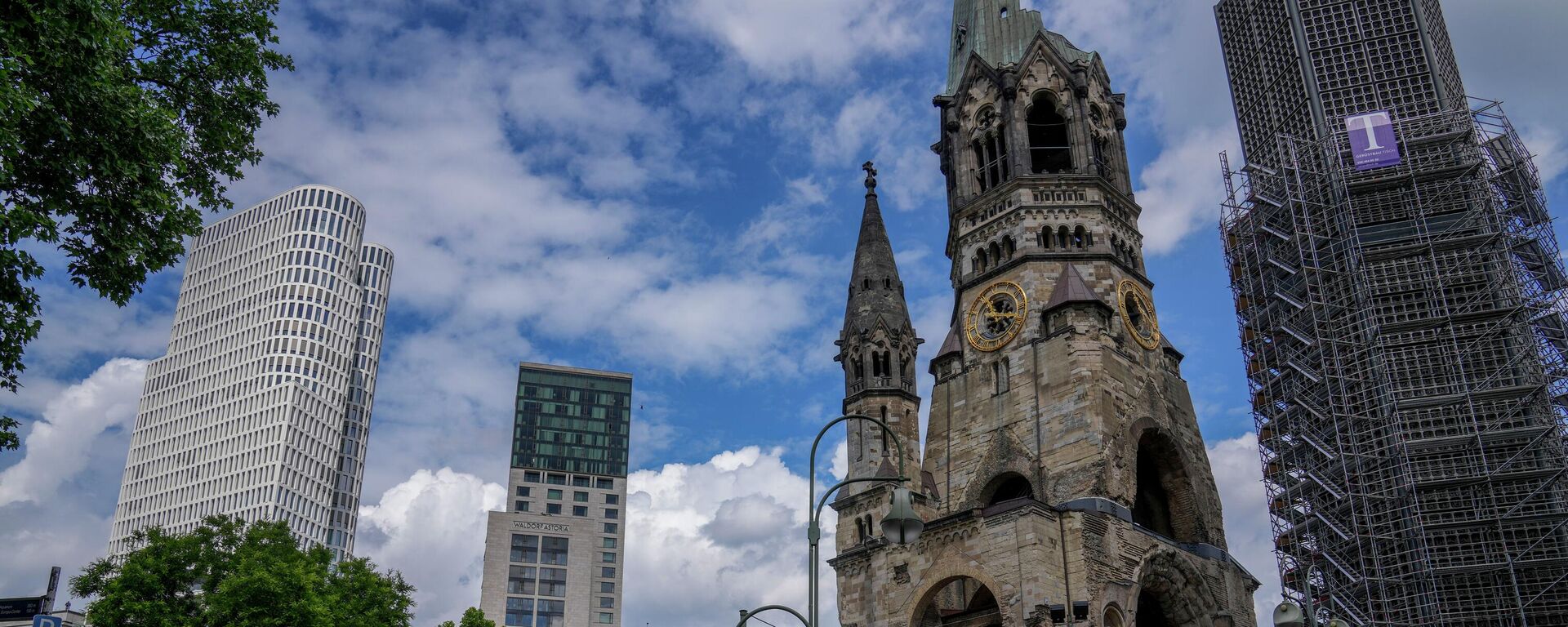 حادثة دهس المارة في وسط برلين، ألمانيا، 8 يونيو 2022 - سبوتنيك عربي, 1920, 02.12.2025